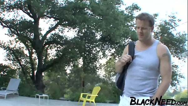 Ebony Amateur In An Interracial Sex Video