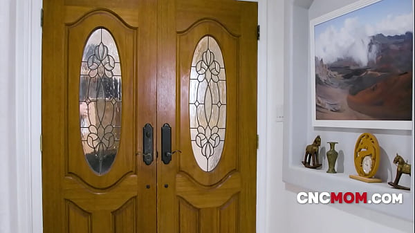 Freeuse Delivery Delights – Christie Stevens | CNCTeen